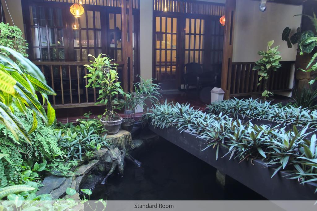 Duta Guest House Yogyakarta Exterior photo